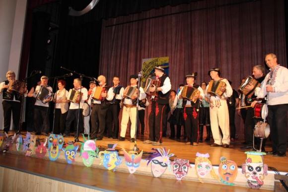 fasiangova_harmonika (2).jpg fasiangova_harmonika (2).jpg