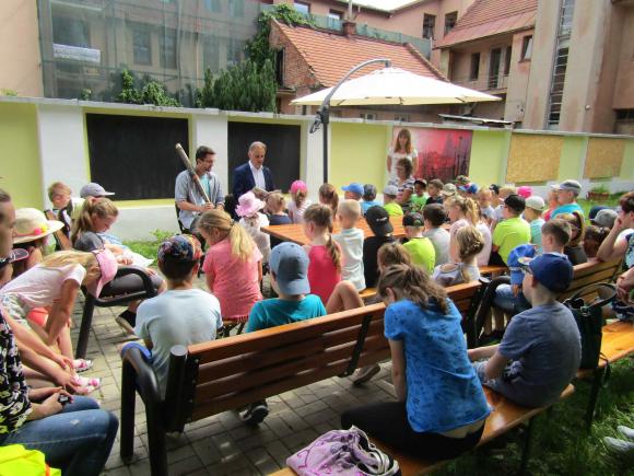 cele_slovensko_cita_detom_KNM (14).JPG cele_slovensko_cita_detom_KNM (14).JPG